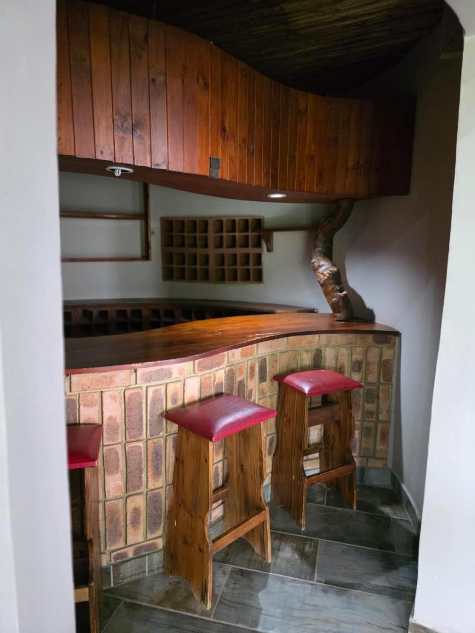 Rocky Mountain Holiday Home Хартбееспоорт Екстериор снимка