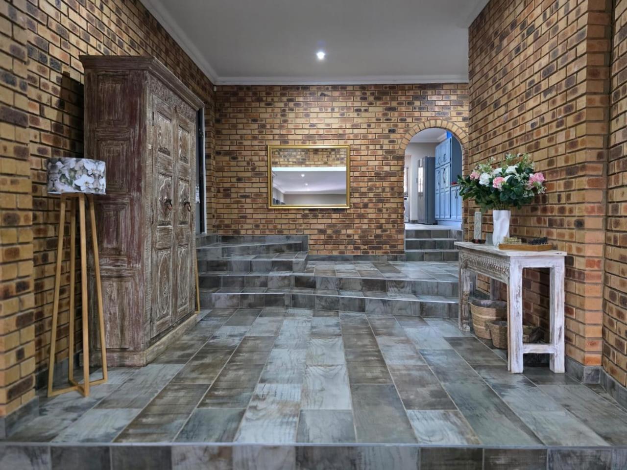 Rocky Mountain Holiday Home Хартбееспоорт Екстериор снимка