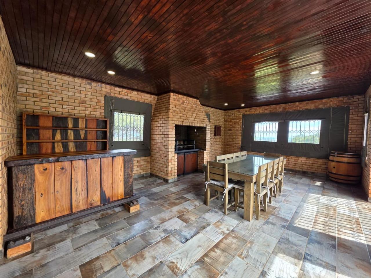 Rocky Mountain Holiday Home Хартбееспоорт Екстериор снимка