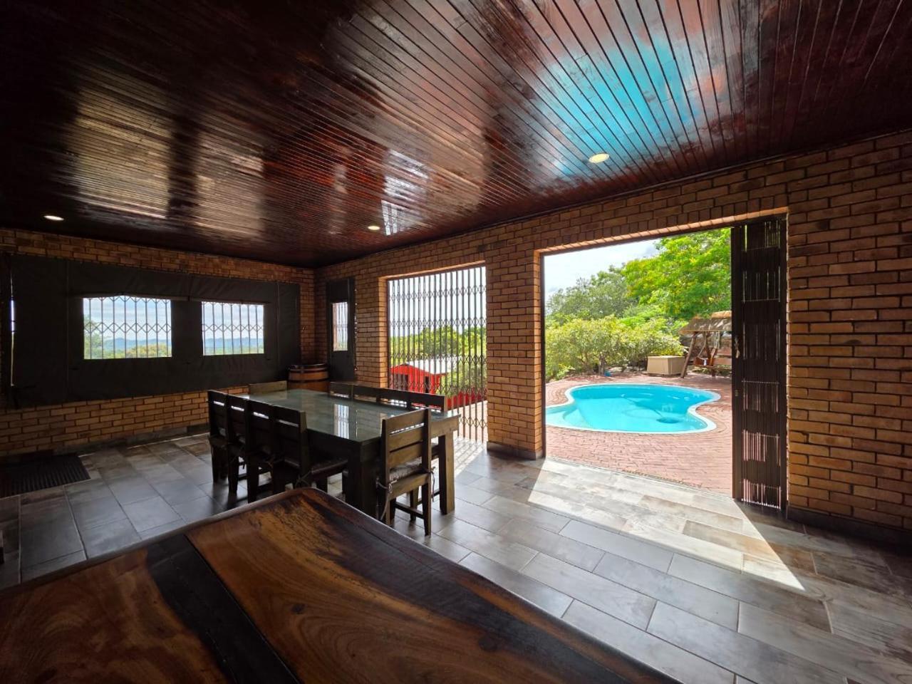 Rocky Mountain Holiday Home Хартбееспоорт Екстериор снимка